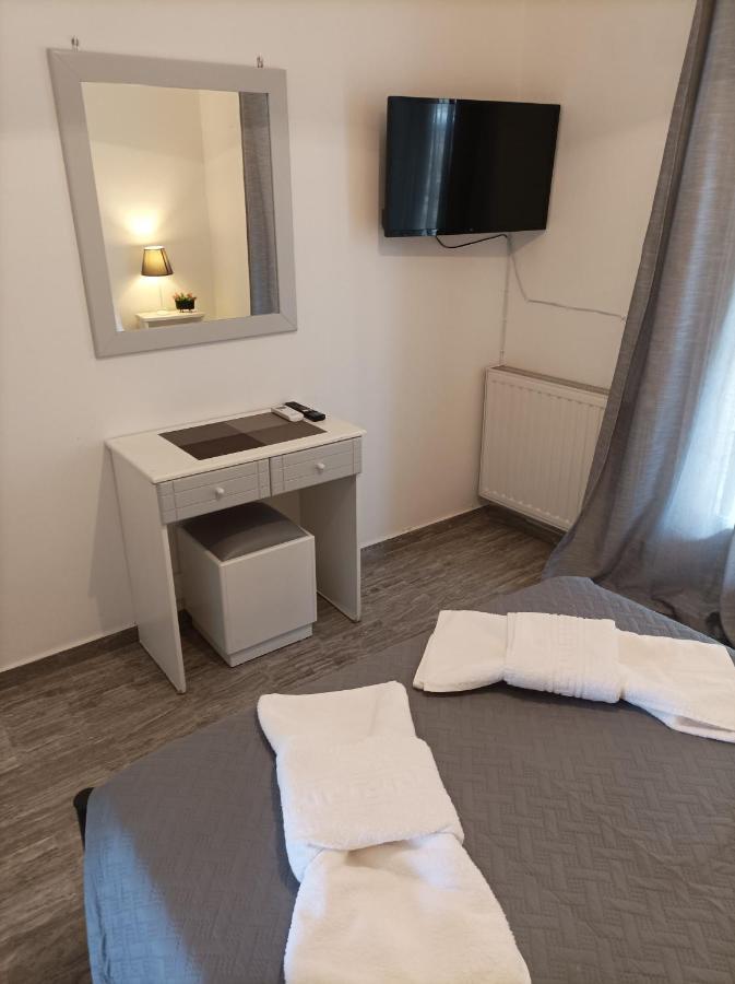 Demy'S Studio Lägenhet Acharavi  Exteriör bild